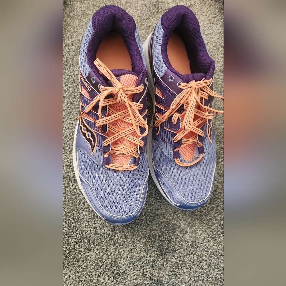 Saucony Women's Tornado 2 running shoe in a storm Lilac